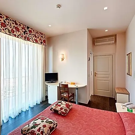 Hotel Bahia 4*