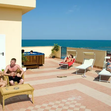 Bahia Hotell San Benedetto del Tronto