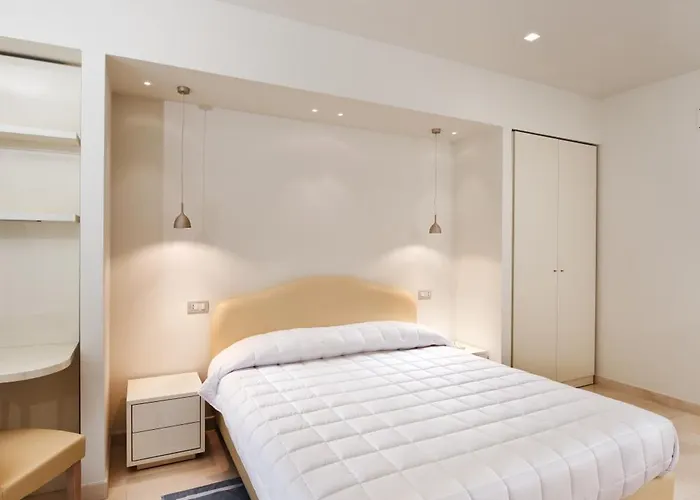 Bahia Hotel 4*
